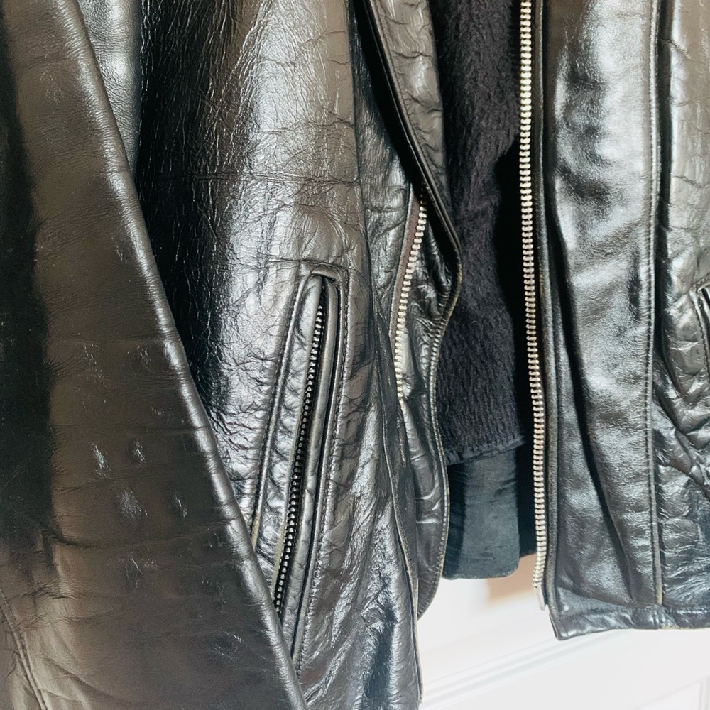 Vintage Men’s Schott Leather Jacket View 4